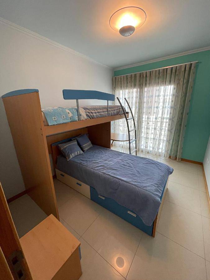 Apartamento inteiro, Three-Bedroom Apartment in Praia da Tocha, Tocha (Cantanhede)