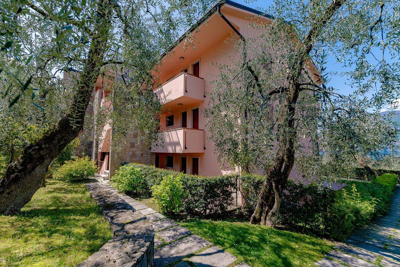 Appartamento intero, Garden Beth's House in Brenzone, Prealpi Gardesane