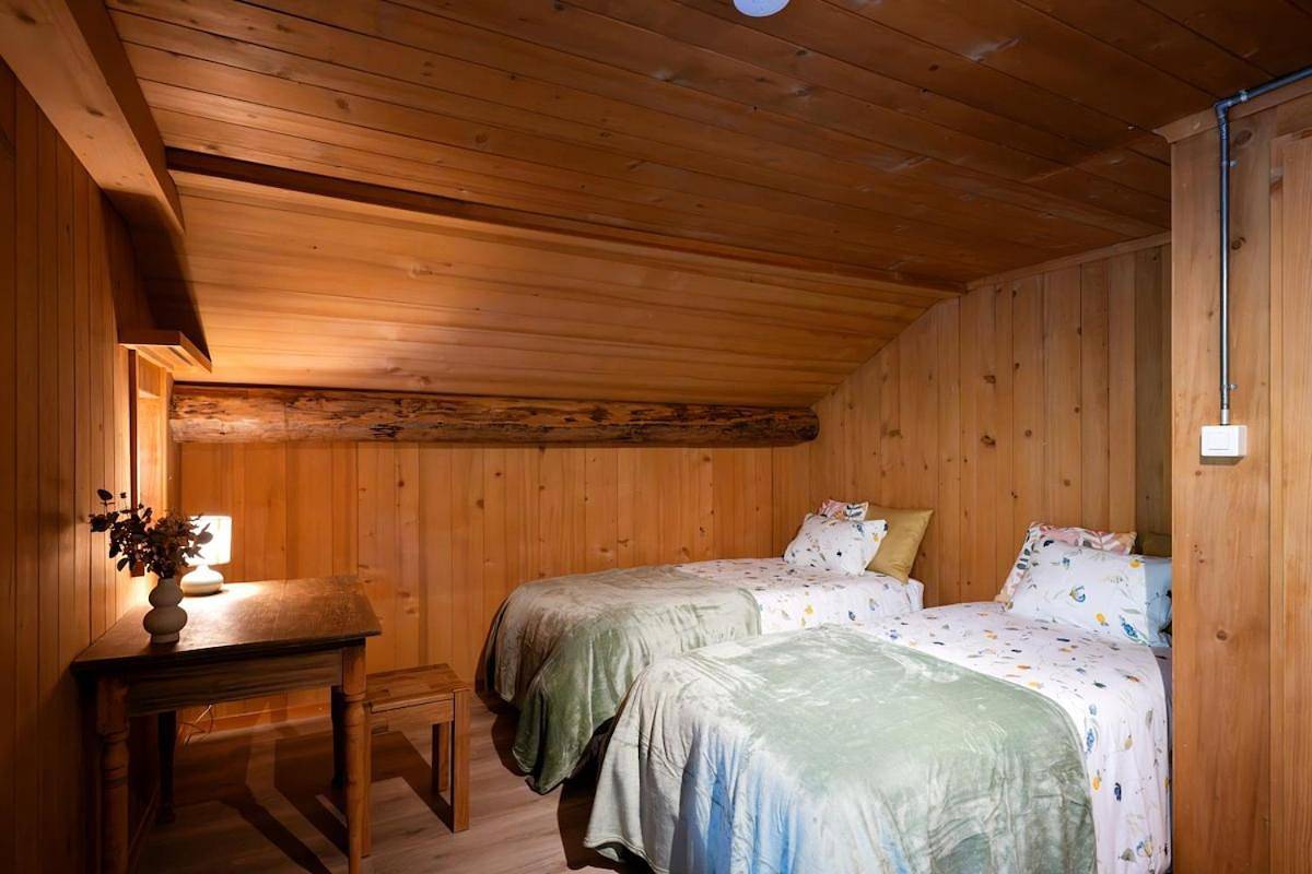 Ganze Wohnung, Ferienwohnung 9 Grad Ost in Monstein, Davos