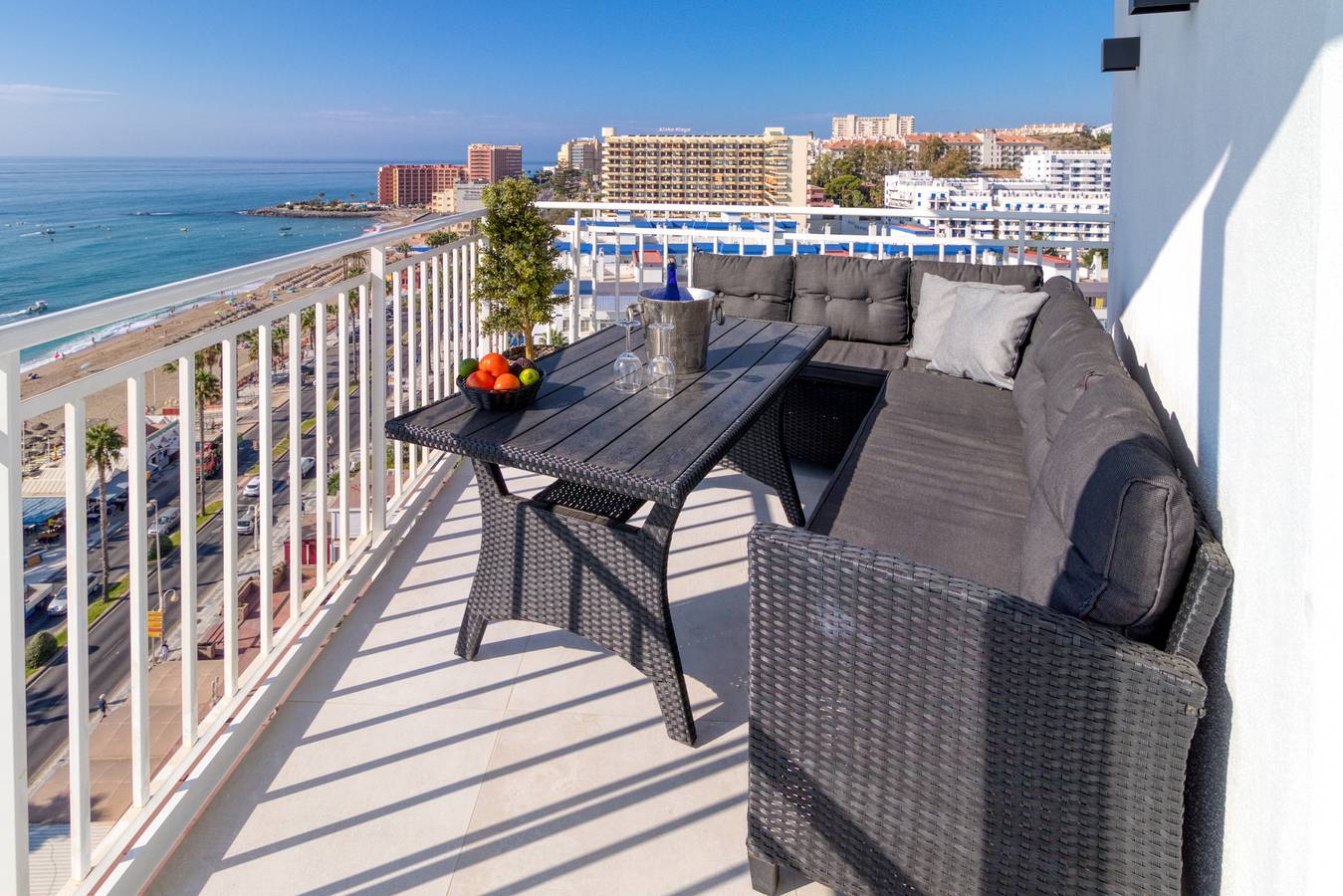 Geheel appartement, Maite Beach Penthouse, Benalmadena - Perfect location, Sea View in Benalmádena Costa, Benalmádena