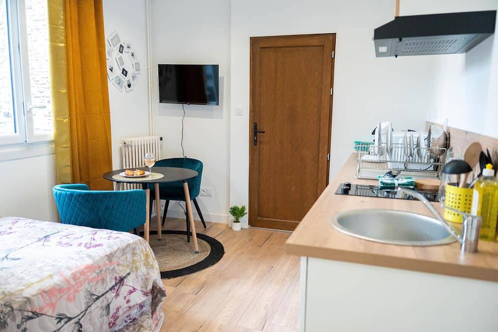 Entire apartment, A 5 min à Pieds du Château de Fougères ! Appartement Idéal Pour un Séjour in Fougères, Fougères-Vitré