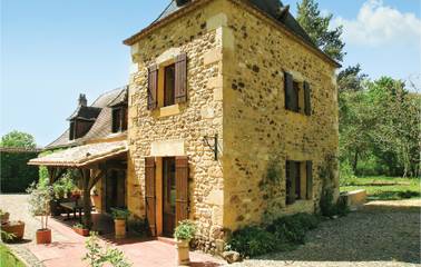 Maison De Vacances pour 8 Personnes dans Lolme, Périgord Pourpre, Photo 2