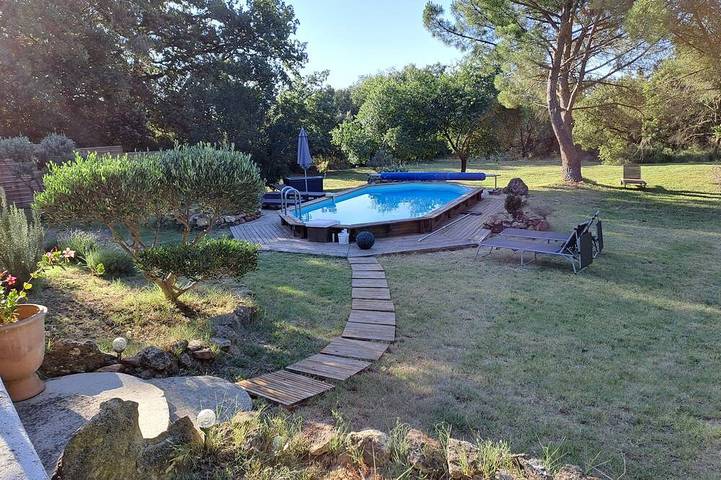 Location de vacances pour 4 personnes, avec Terrasse et Jardin à Saint-Laurent-la-Vernède