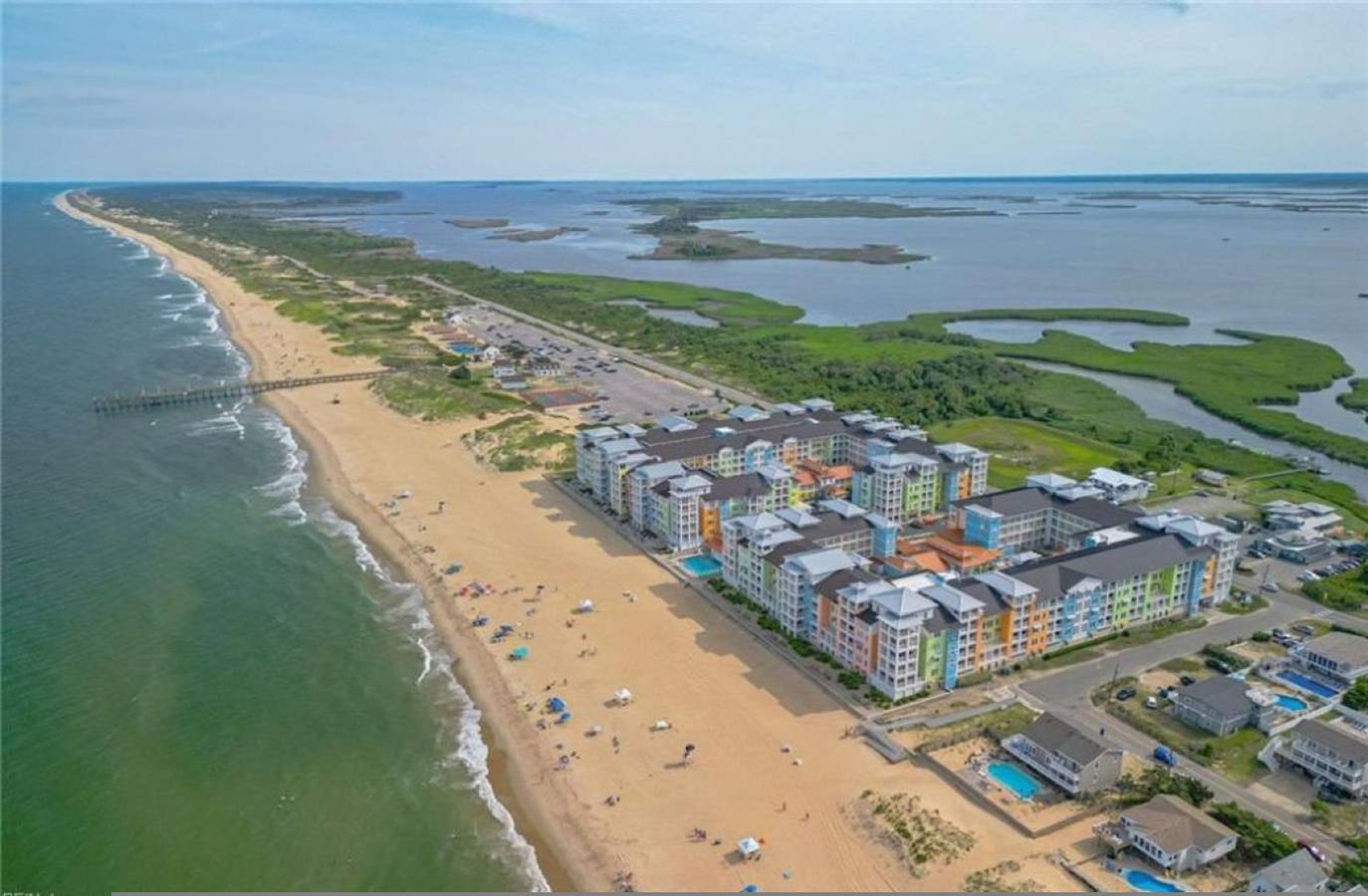 Geheel appartement, New! Oceanfront Beach Condo / Surf / Swim / Boat in Sandbridge Beach, Sandbridge