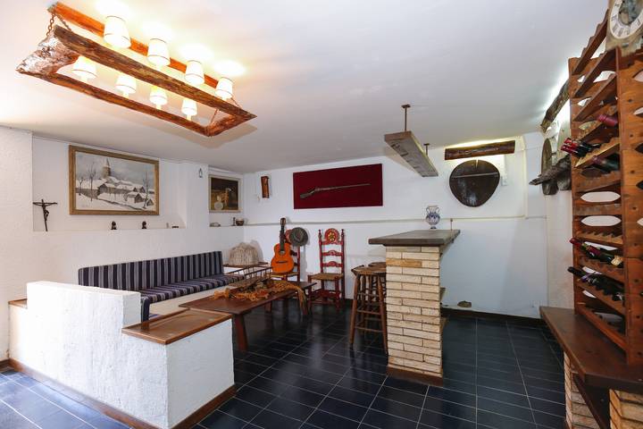Casa rural para 12 personas, con terraza y jardín en Salou - 2