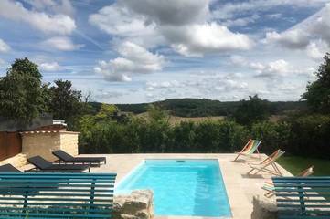 Location de vacances pour 15 personnes, avec jardin et balcon à Lauzerte