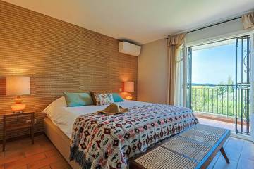 Villa pour 12 Personnes dans Mouans-Sartoux, Région de Cannes, Photo 1