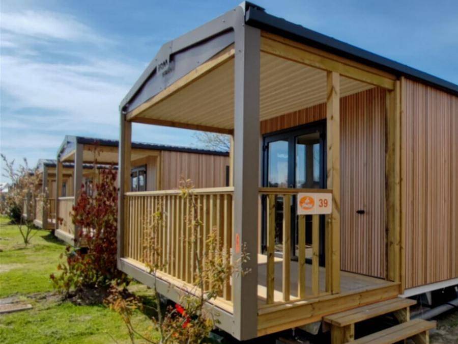 Camping La Prairie  - Mobilhome 4 personnes - Loggia Bay 2 chambres in Le Crotoy, Région d'Abbeville