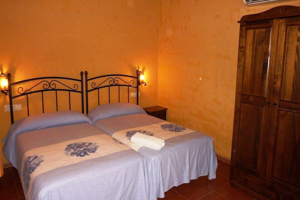 Villa en Andalucía con piscina privada in Fuentes de Cesna, Algarinejo
