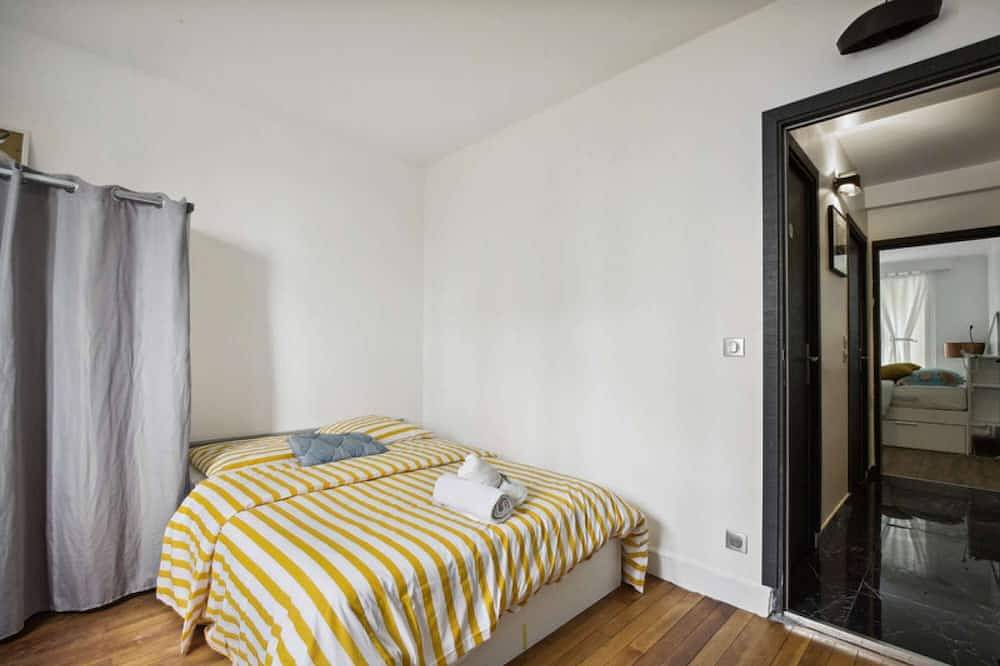 Entire apartment, Chic and spacious apart with piano and terrace in Le Chesnay, Yvelines