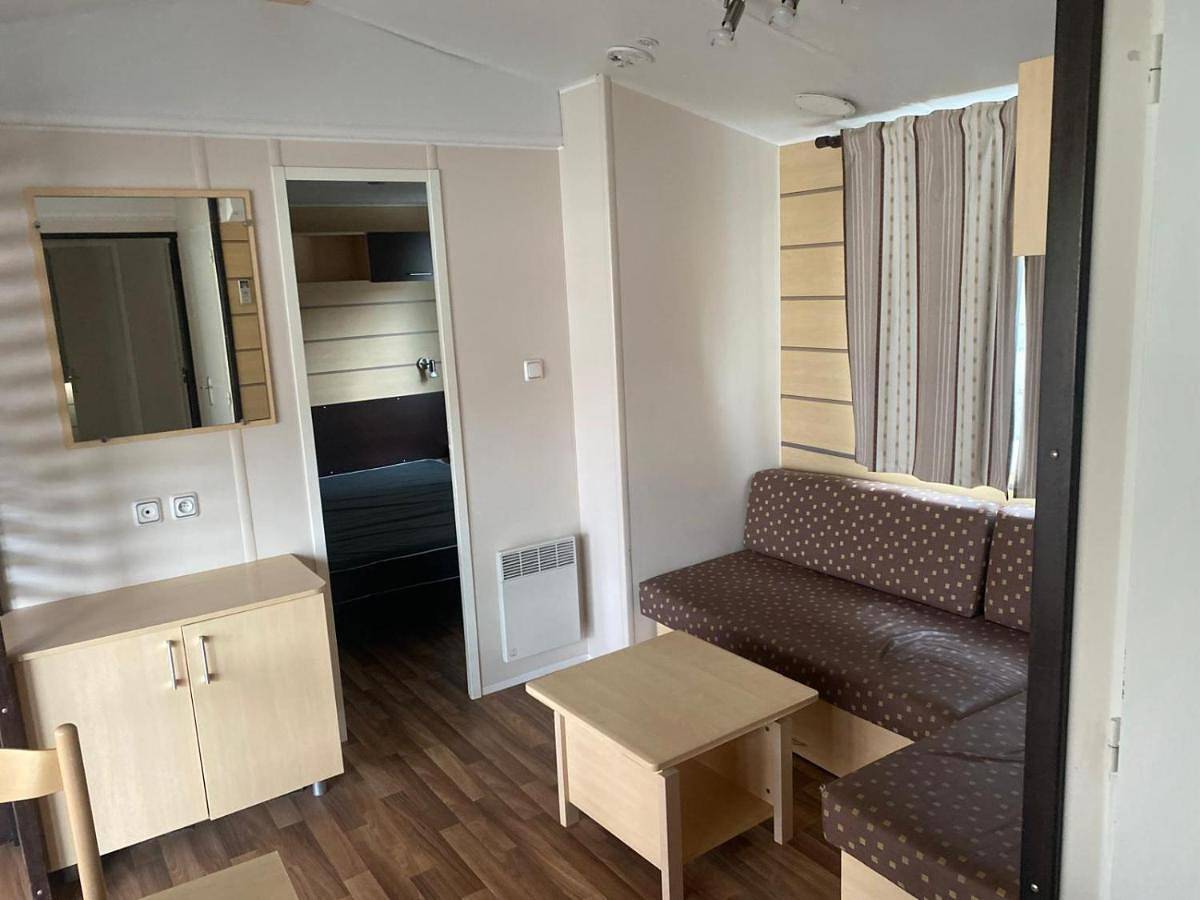 Charmant Mobilhome in Lagrand, Région de Gap