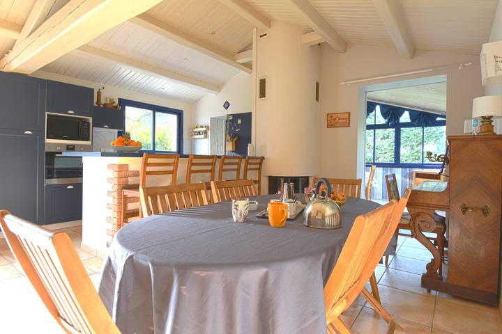 500 m de la mer, jardin, 6 adultes 1 enfant in Barbâtre, Noirmoutier