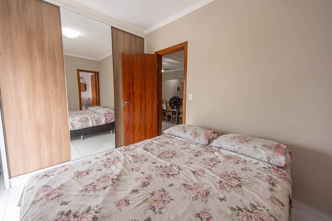 Ganze Wohnung, Ferienwohnung für 7 Personen mit Balkon in Praia Grande, Baixada Santista