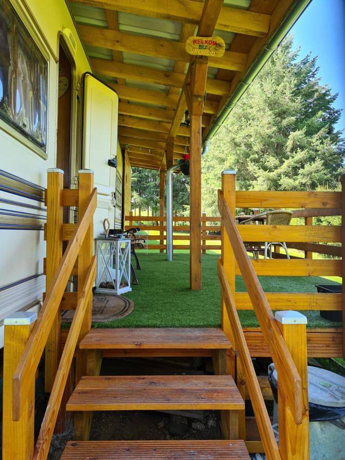 Bungalow für 2 Personen, mit Ausblick und Garten in der Eifel - 2