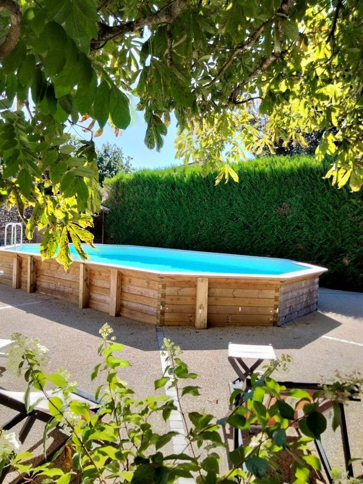 Chambre d’hôte pour 5 personnes, avec piscine et jardin dans Germond-Rouvre