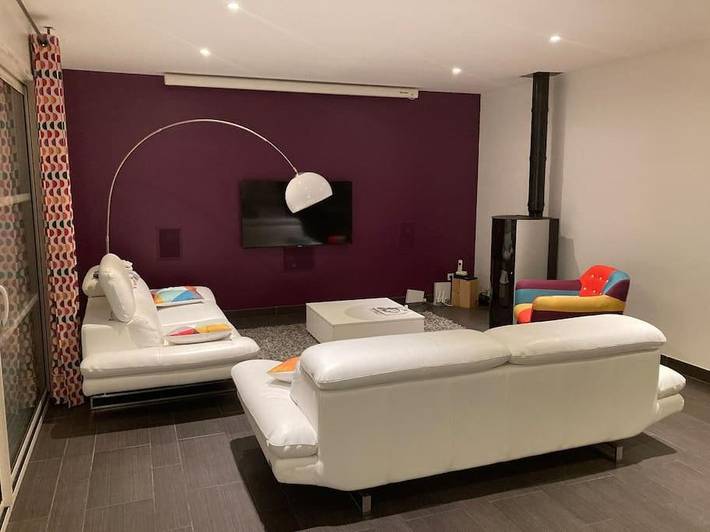 Location de vacances pour 6 personnes, avec jardin ainsi que piscine et terrasse à Léognan - 4