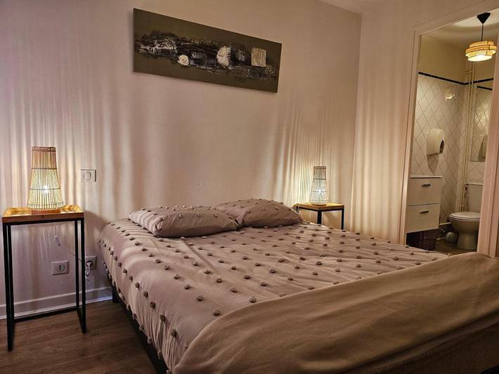 Gîte pour 4 personnes, avec Terrasse ainsi que Jardin et Vue dans Thoissey
