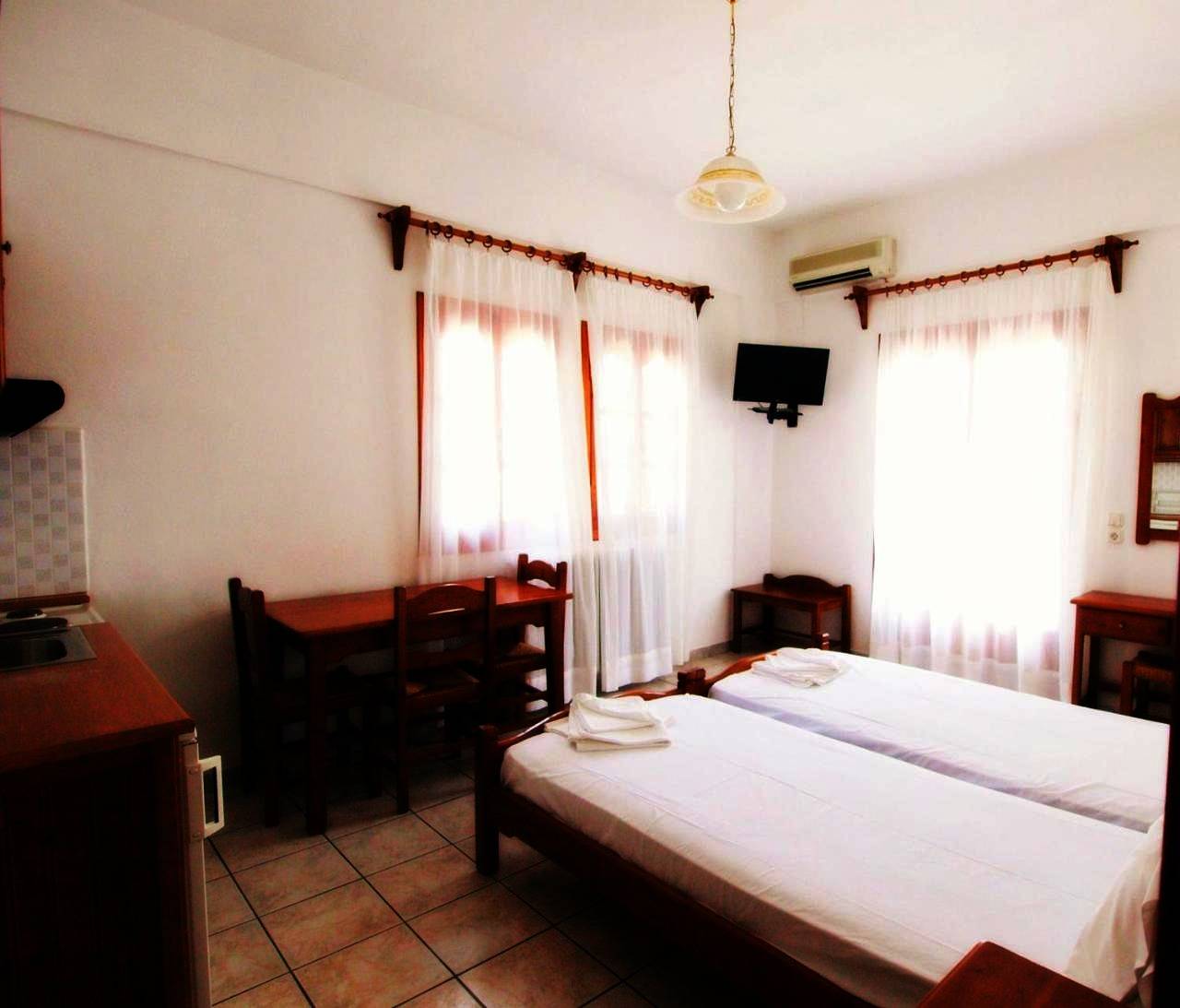 Double or Twin Room with Sea View in Agii Saranta, Zagora