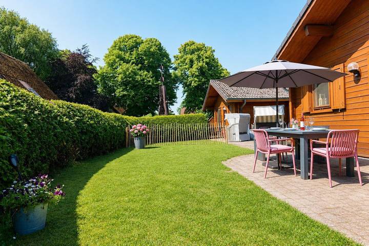 Ferienhaus für 4 Personen, mit Terrasse und Garten in Cuxhaven - 3