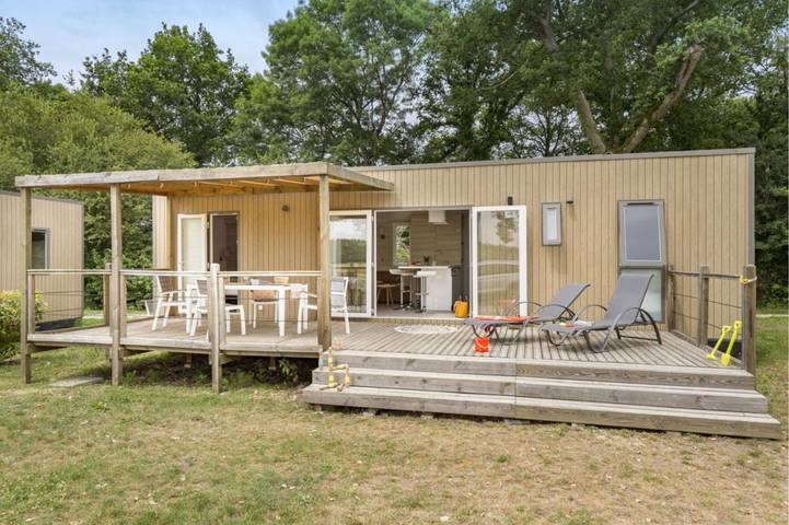 Location de vacances pour 6 personnes, avec piscine et jardin à Pierrefitte-sur-Sauldre