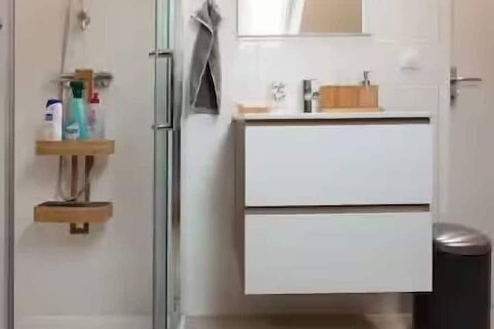 Appartement entier, Studio Phenix en premier étage in Plouédern, Région de Brest