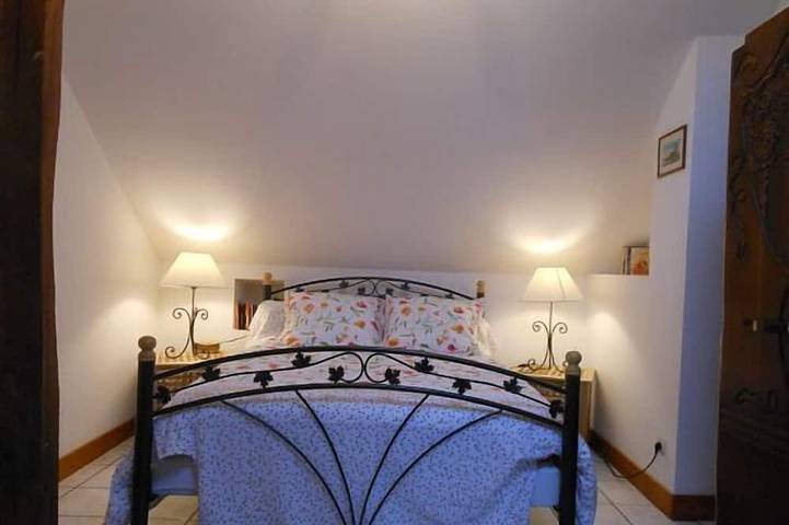 Gîte pour 7 personnes, avec jardin et terrasse à Poligny (Seine-et-Marne) - 2