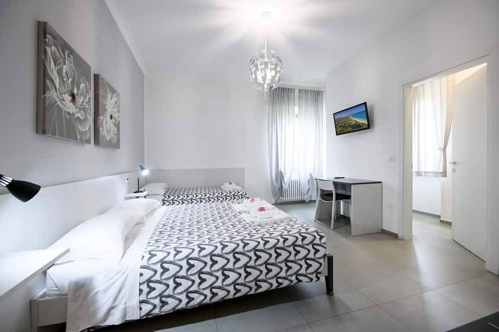 B&B La Fontanella - Iris Room in San Benedetto del Tronto, Riviera delle Palme