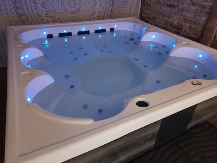 Location de vacances pour 5 personnes, avec jacuzzi ainsi que terrasse et jardin, adapté aux familles à Mesnières-en-Bray - 3