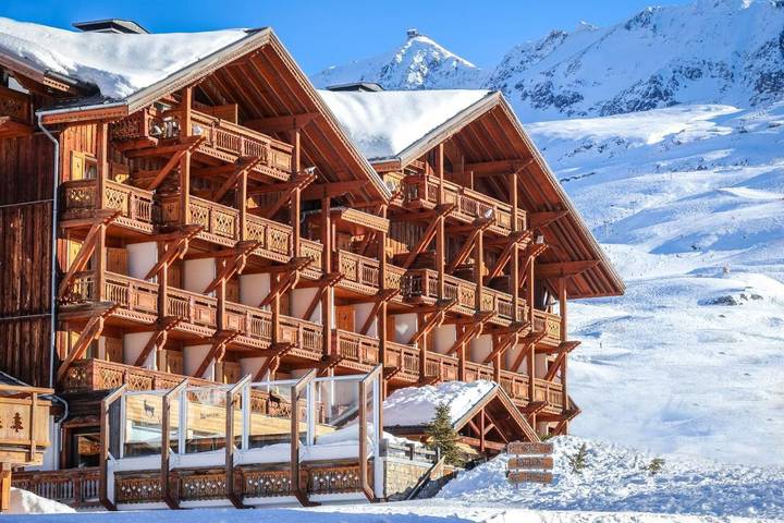 Hôtel pour 2 personnes, avec Terrasse et Jacuzzi ainsi que Jardin et Piscine