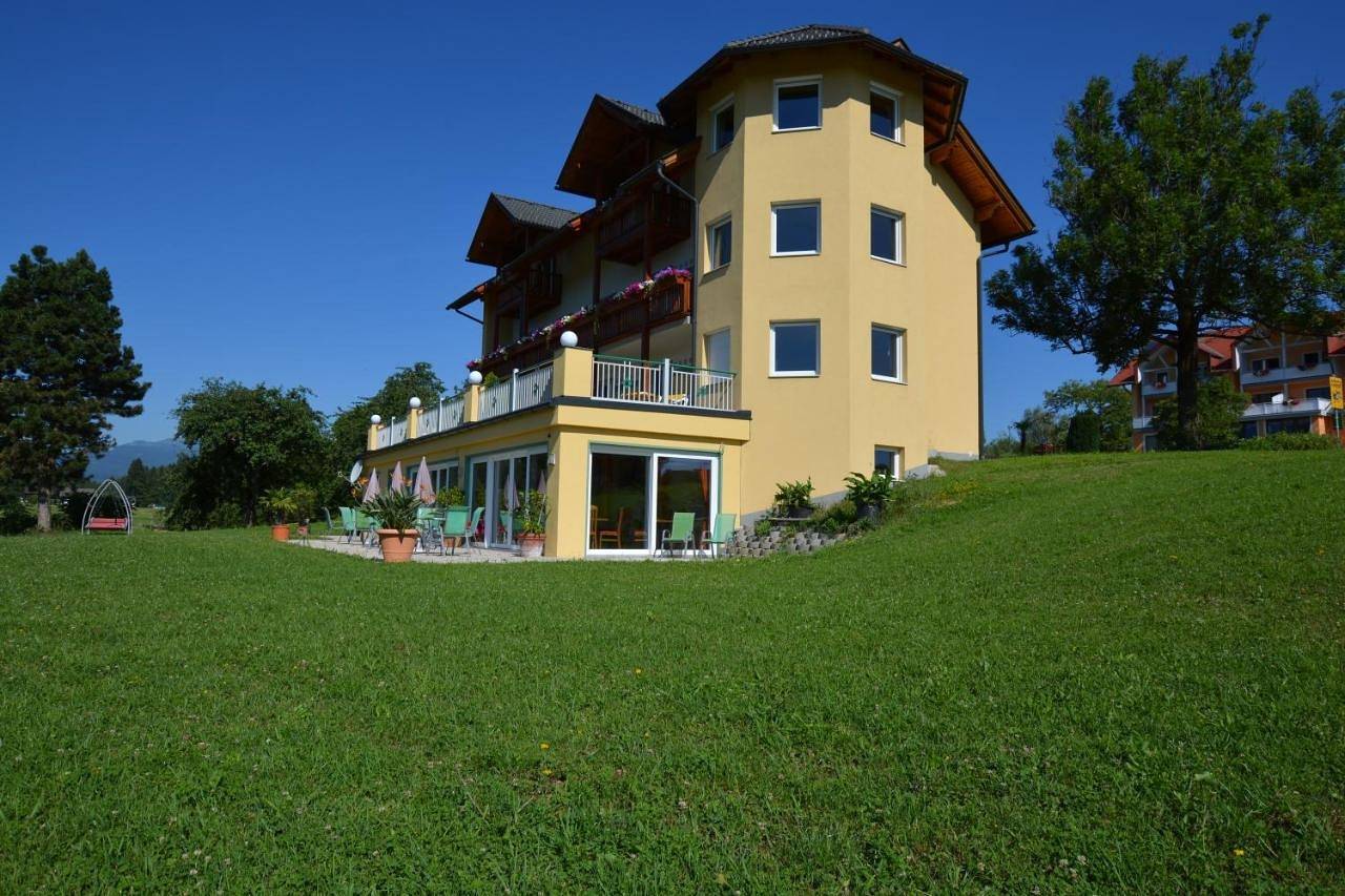 Pension Haus Claudia in Karavanke in Pohorje, Villach