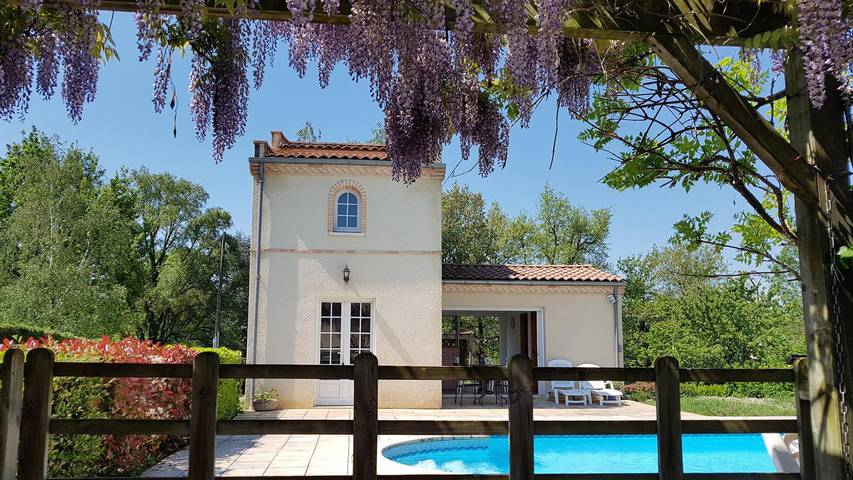 Gîte für 2 Personen, mit Pool und Terrasse in Südfrankreich - 4
