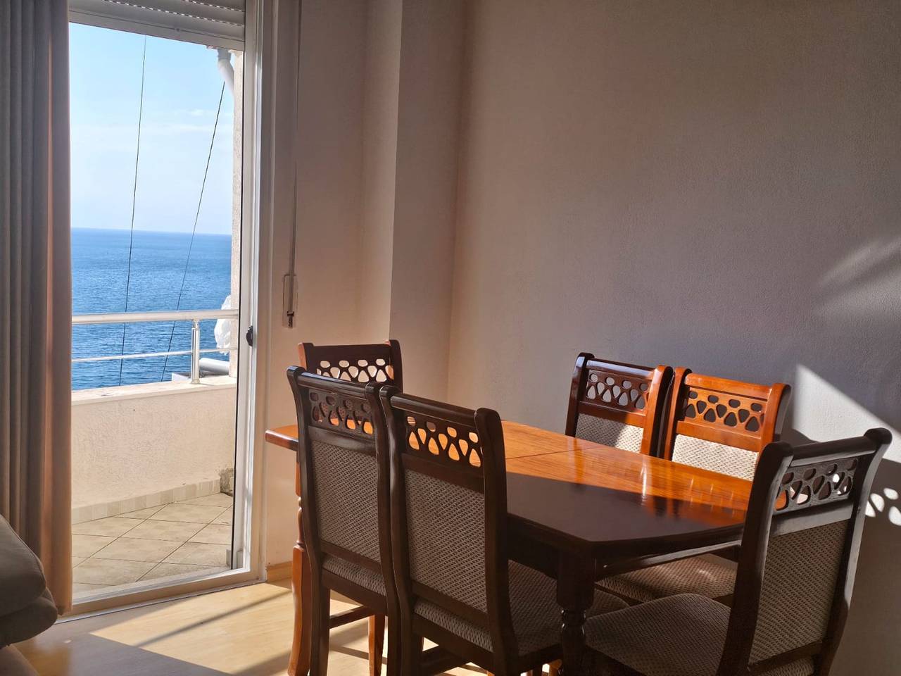Geheel vakantieappartement, Vakantieappartement voor 4 personen met balkon in Sarandë (stad), Vlorë