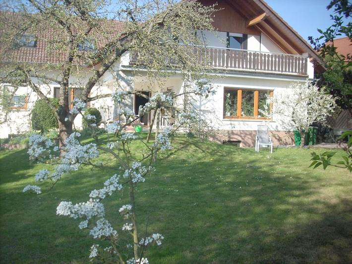 Gîte pour 8 personnes, avec Balcon ainsi que Terrasse et Vue dans Langgons