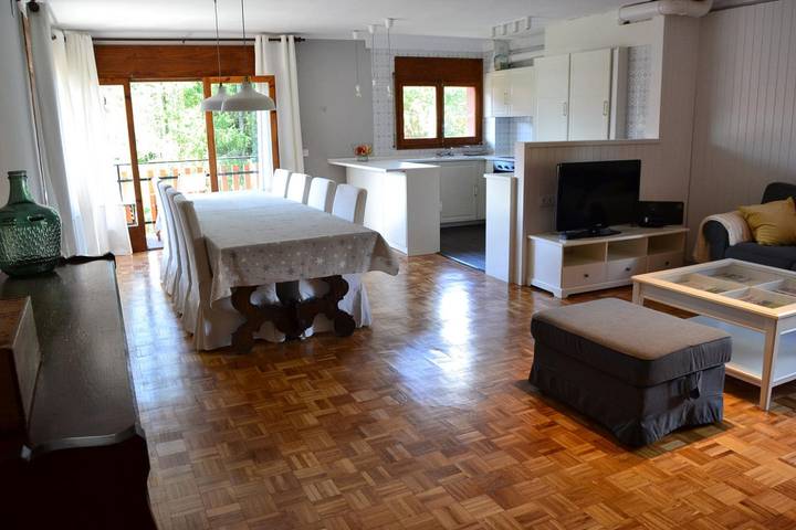 Ganze Ferienwohnung, Ferienwohnung für 8 Personen mit Balkon/Terrasse in Llívia, Parc naturel régional des Pyrénées catalanes