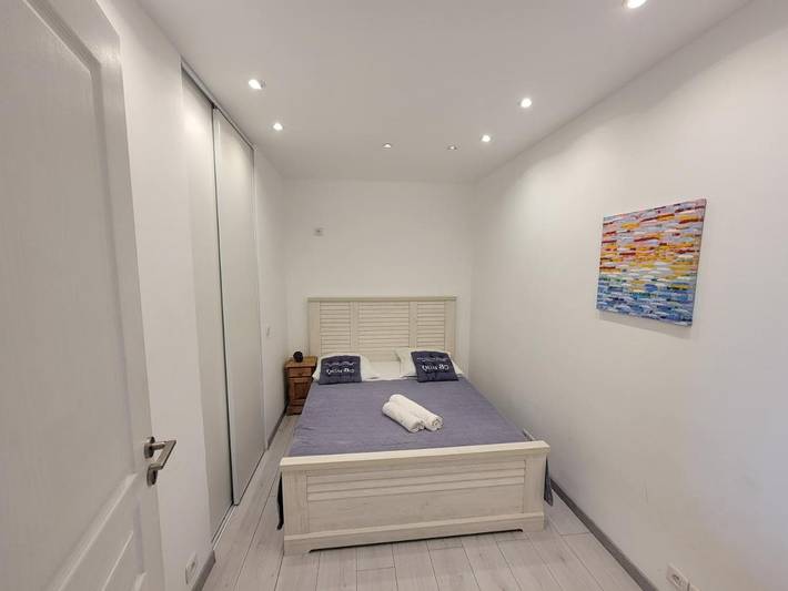 Gîte pour 4 personnes, avec jardin ainsi que piscine et vue, adapté aux familles à Santa-Maria-di-Lota - 2