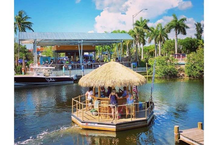Vacation rental for 6 people, with yard in Southwest Florida