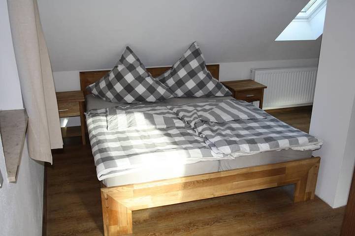 Gemütliche Ferienwohnung mit Balkon in Altenberg, Osterzgebirge