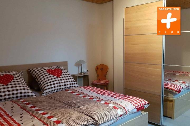 Ferienwohnung für 5 Personen, mit Garten und Sauna sowie Balkon in Steibis