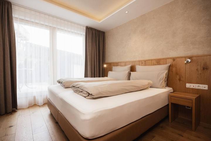 Hotel für 5 Personen, mit Sauna, mit Haustier in Fiss