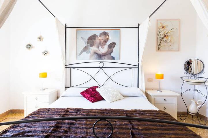 Apartamento entero, Casa Laura Follonica  200 metres from the sea/beach Wifi air/condition tv/sat in Follonica, Costa Etrusca