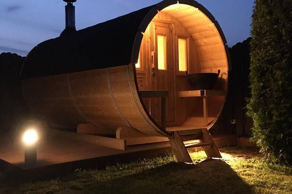 Modernes Ferienhaus  ländliches Flair- ab jetzt mit holzbefeuerter Fass-Sauna in Wilhelmshaven, Südliche Nordseeküste