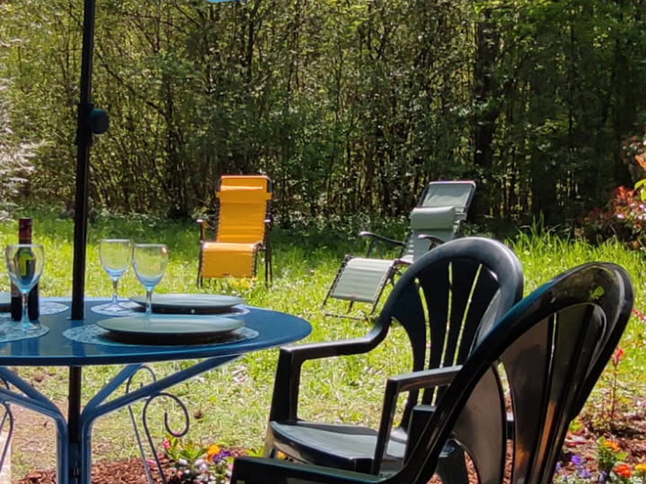 Ganzes Studio, Gemütliche Wohnung mit Wlan am Waldrand in Samoëns, Region Bonneville