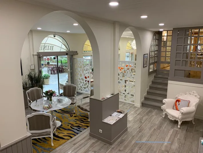 Hotel para 2 personas, con jardín y sauna - 1