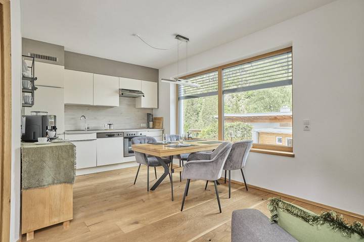 Ferienwohnung für 4 Personen, mit Terrasse und Garten in See - 4