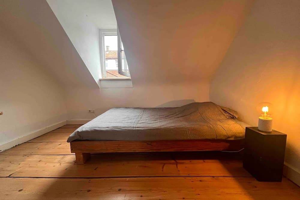 Ganze Wohnung, Gemütliche 2-Zimmer-Wohnung, großer Garten, zentral gelegen in Emmendingen, Südschwarzwald