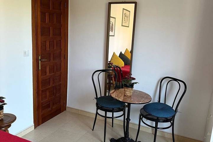 Apartamento entero, Single room for 1 person, 10 m², in Olvera in Olvera, Pueblos Blancos