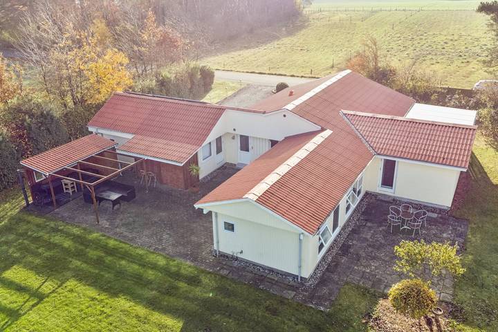 Villa für 6 Personen, mit Terrasse und Garten sowie Ausblick