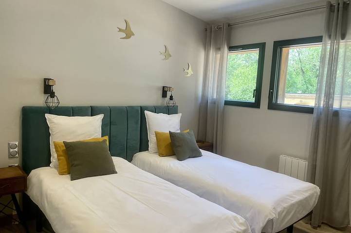 Location de vacances pour 4 personnes, avec jacuzzi ainsi que piscine et jardin à Saint-Affrique - 4