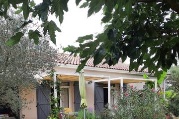Gîte pour 4 personnes, avec terrasse et jardin à Aubiac (Lot-et-Garonne)