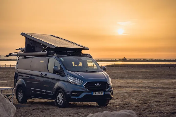 Camping para 4 personas, con vistas al lago y balcón - 1